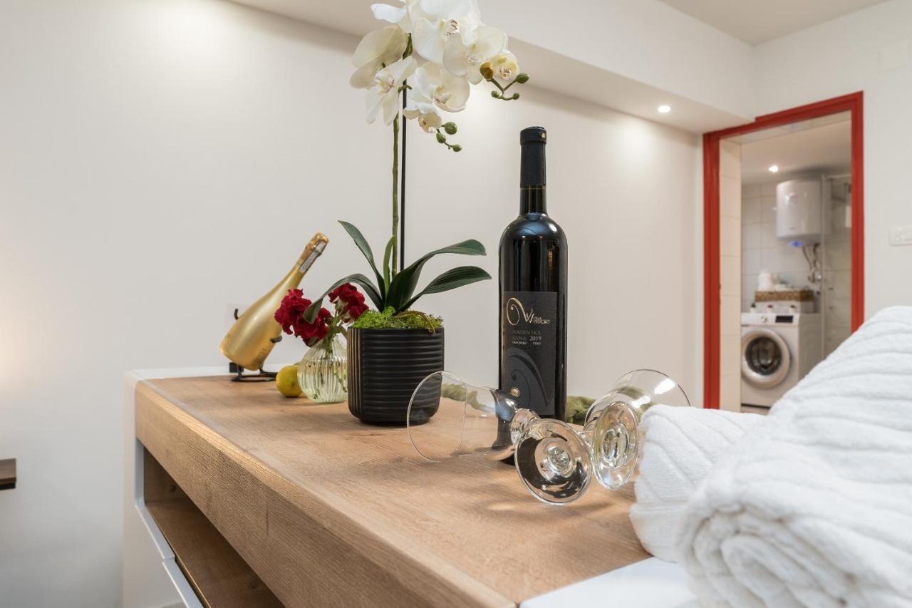 Studio Apartman Mirakul Zadar Exterior photo