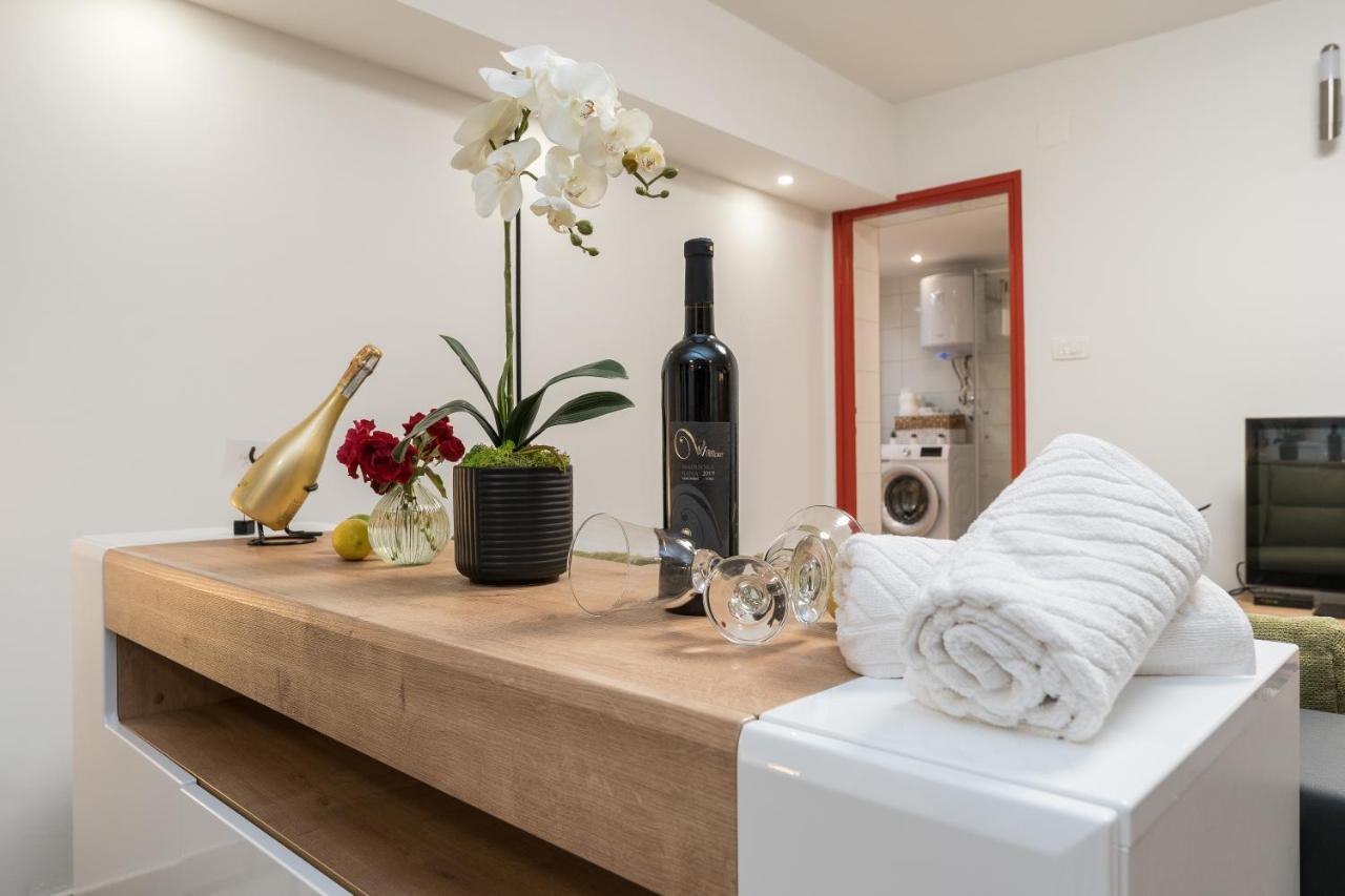 Studio Apartman Mirakul Zadar Exterior photo
